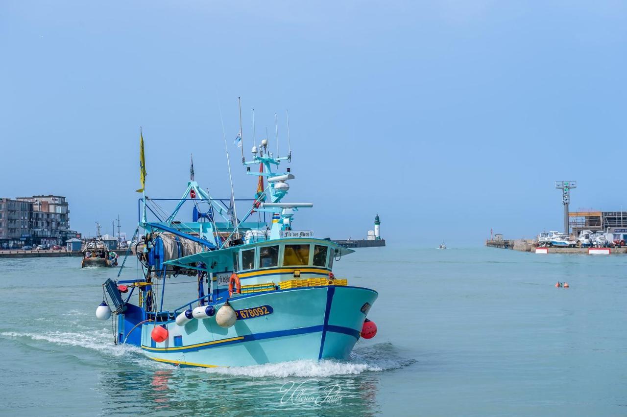 LA VERRIÈRE. Les Locations ISAHORA c'est aussi plusieurs appart' de Standing à 2 pas du Château d'Eu, des Falaises du Tréport, de MERS les Bains et aux portes de la BAIE DE SOMME Eu (Sena Marítimo) Exterior foto
