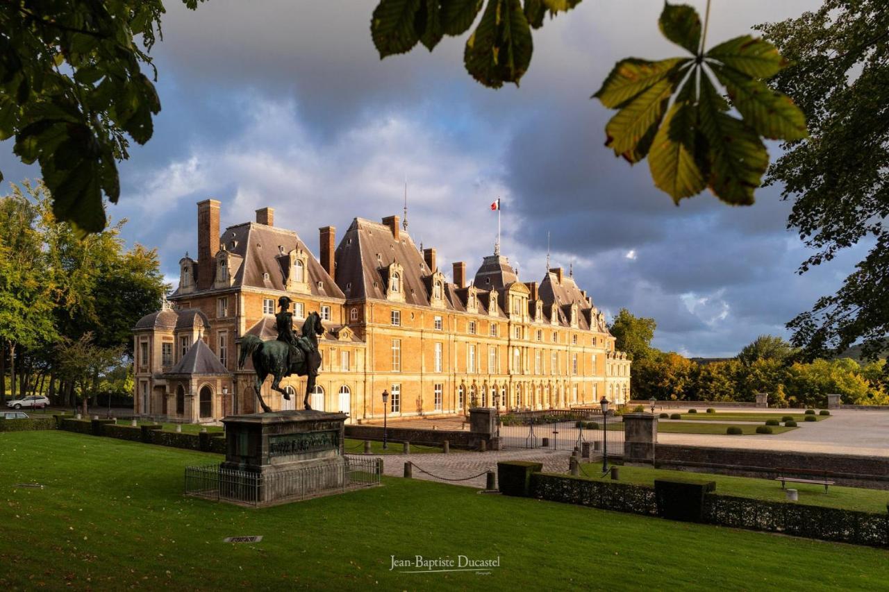 LA VERRIÈRE. Les Locations ISAHORA c'est aussi plusieurs appart' de Standing à 2 pas du Château d'Eu, des Falaises du Tréport, de MERS les Bains et aux portes de la BAIE DE SOMME Eu (Sena Marítimo) Exterior foto